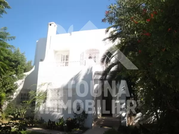 Villa à louer à Cité Les Pins