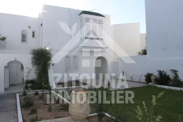 Villa à louer à Marsa Les Pins