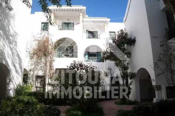 Un trés beau duplex à louer à la Marsa