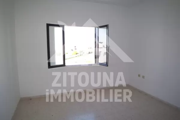 Un trés beau duplex à louer à la Marsa