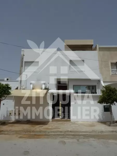 Rez de chaussée de villa