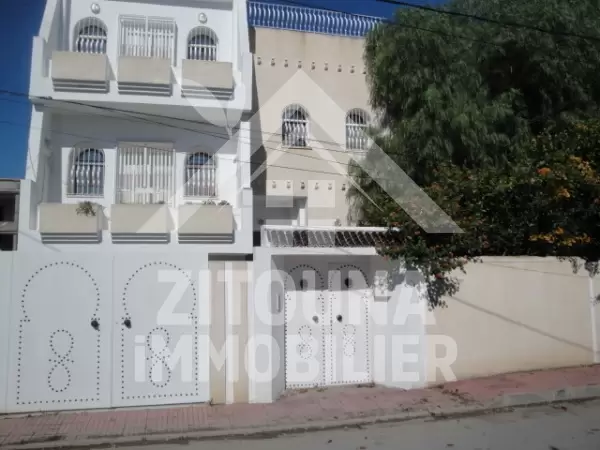 Villa à louer à Cité Les Juges