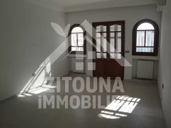 Villa à louer à Cité Les Juges