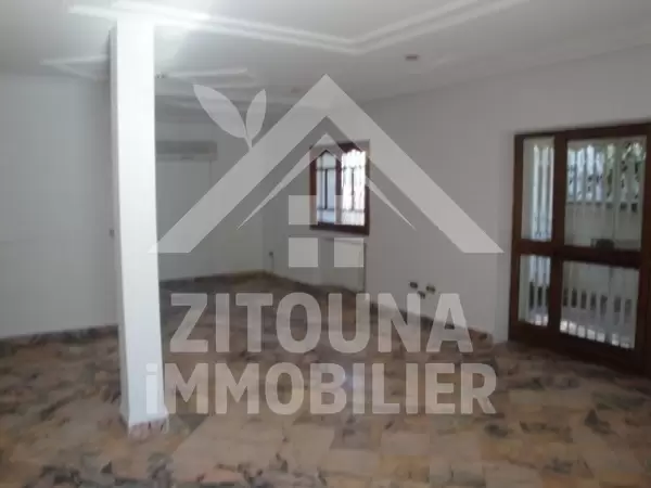 Villa à louer à Cité Les Juges