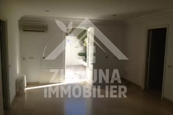 A louer un rez de chaussée de villa