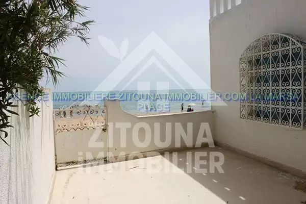 Une villa pied dans l'eau