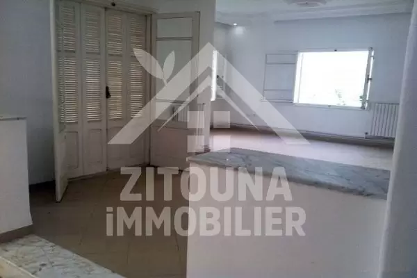 A louer une belle villa à la Marsa