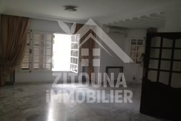 A louer une belle villa à la marsa