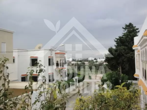 Etage de villa à louer