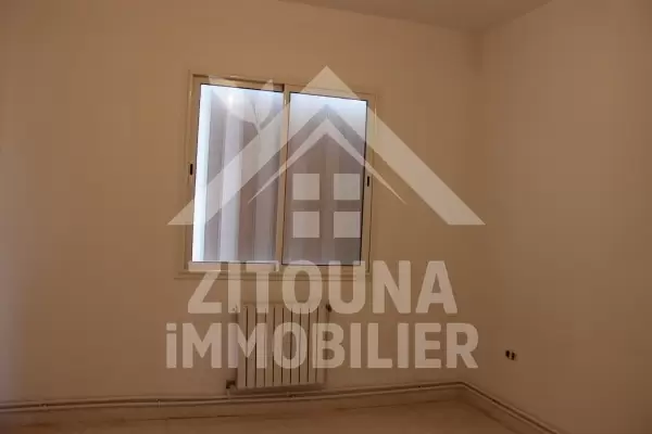 Étage de villa à louer