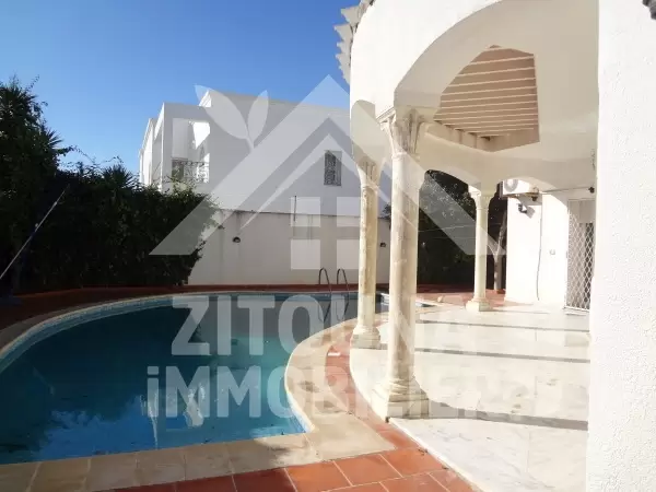 Villa à louer à La Marsa