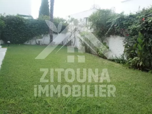 Villa à Louer à La Marsa