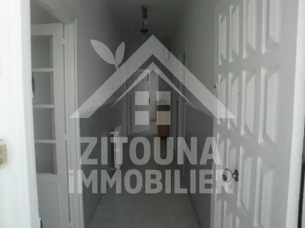 Étage de Villa à louer à la Marsa Nassim