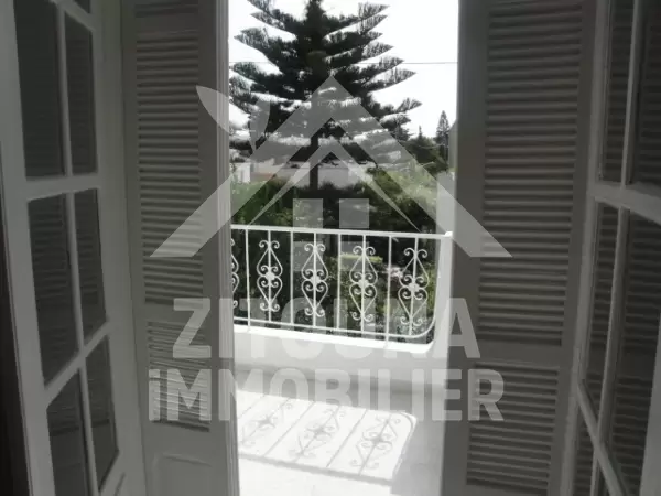 Étage de Villa à louer à la Marsa Nassim