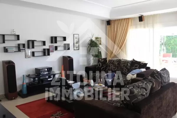 Belle villa à louer avec piscine