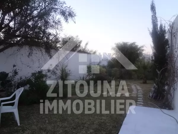 Appartement entiérement meublé