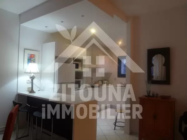 Appartement entiérement meublé