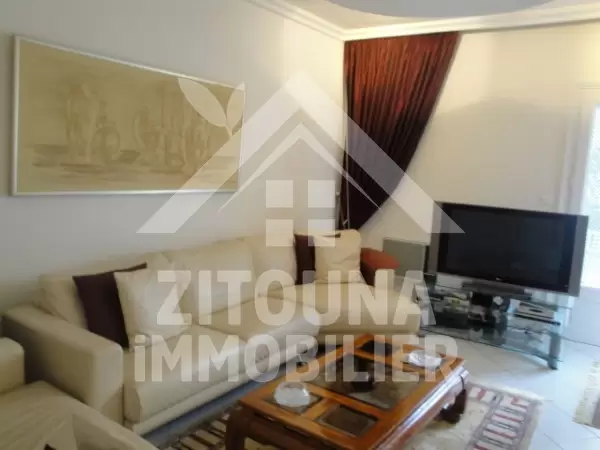 Duplex meublé à louer au Golden Tulip