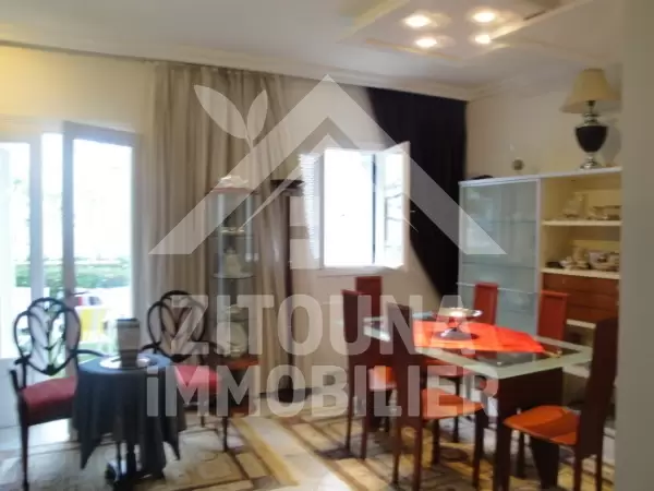 Duplex meublé à louer au Golden Tulip