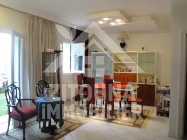 Duplex meublé à louer au Golden Tulip