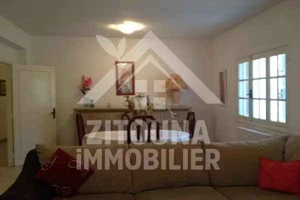 A louer un RDC de villa à la marsa