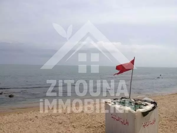 A louer une villa pied dans l eau ..