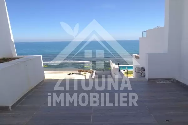 villa pied dans l'eau a louer