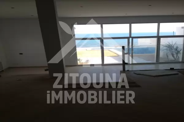 villa pied dans l'eau a louer