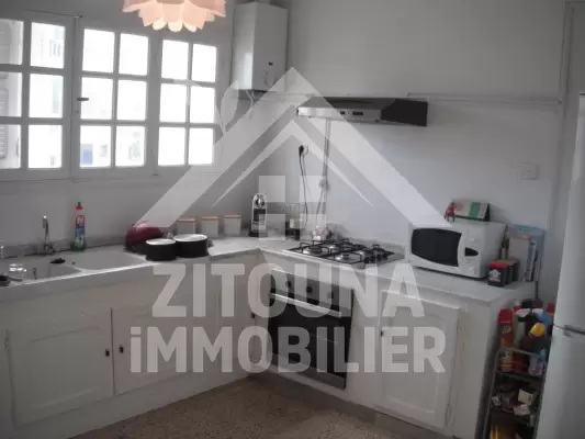 Etage de villa à louer