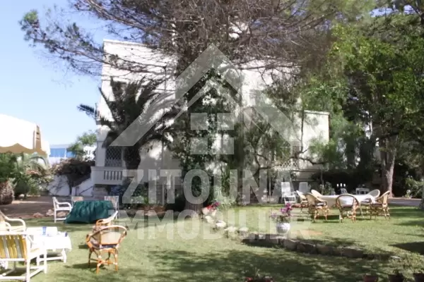 Villa de maitre à louer