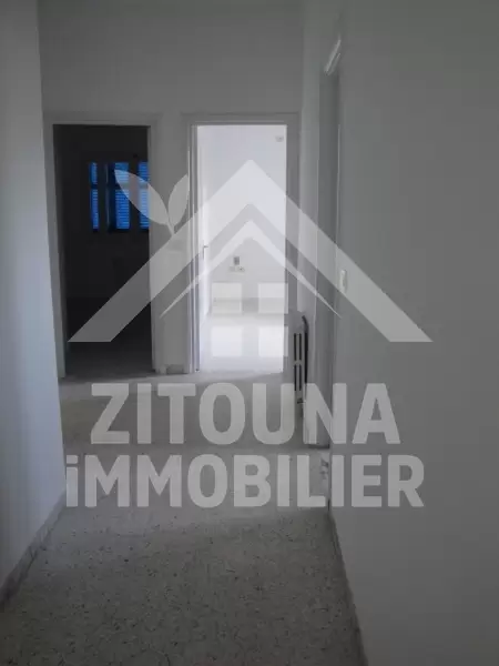 Rez de chaussée à louer