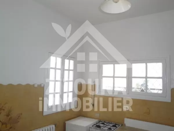 Studio meublé à louer