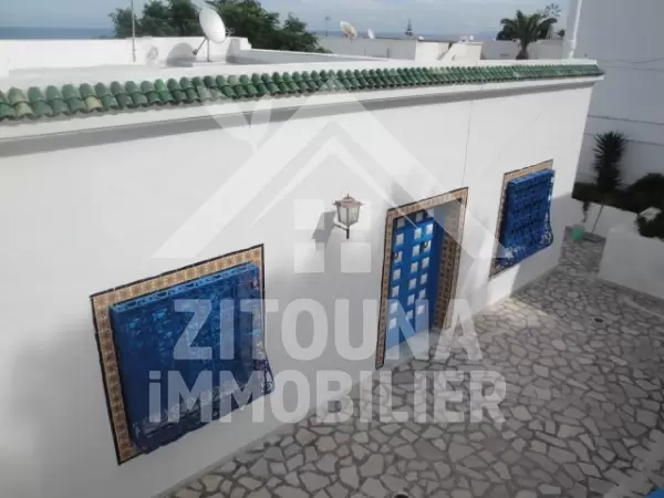 Villa à Louer à La Marsa Corniche