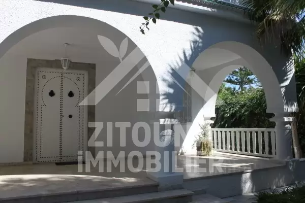 Villa à Louer à La Marsa