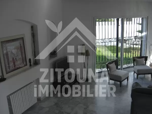 Coquette villa à la cité des juges