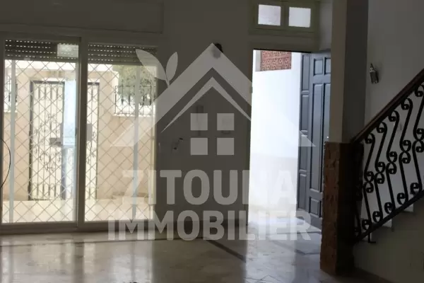 Un trés beau Duplex à louer à carthage