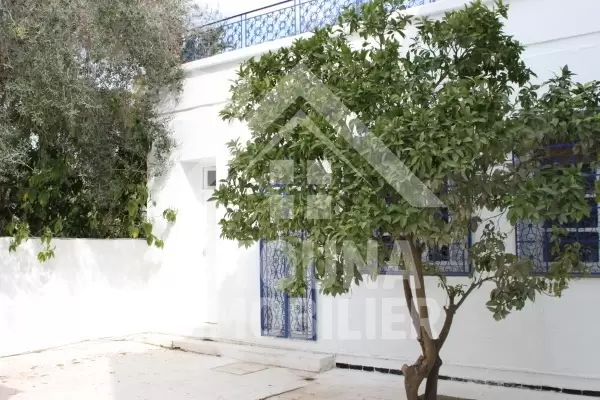 Belle villa à louer à Mutuelleville Tunis