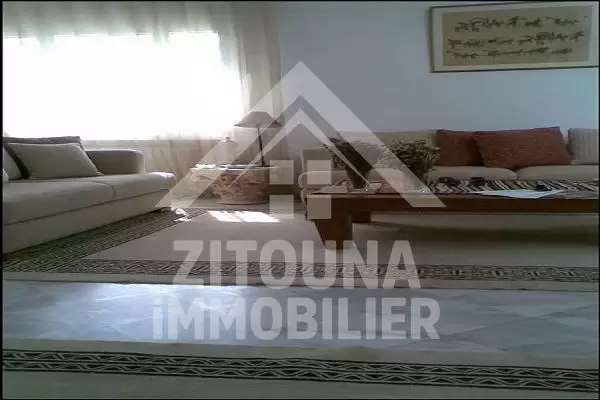 A louer une trés belle villa à la Marsa