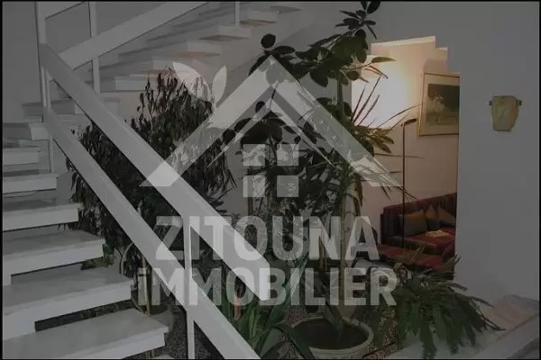 A louer une trés belle villa à la Marsa