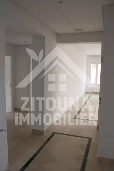 Étage de villa à louer