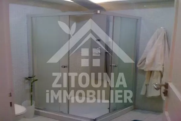 A louer une belle villa meublé à Gammarth sup