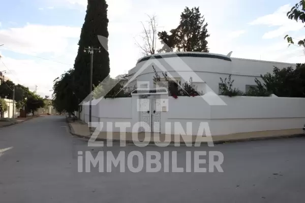 Villa à louer à Carthage Dermech