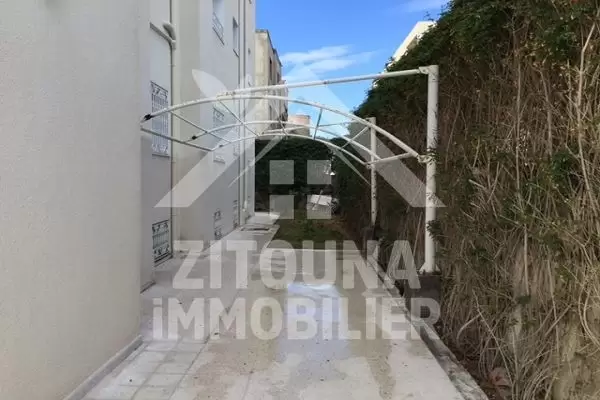 À louer une belle villa aux Jardins de Carthage