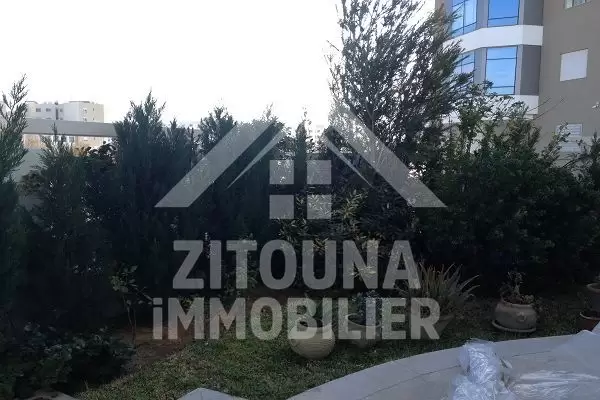 A louer bel appartement meublé