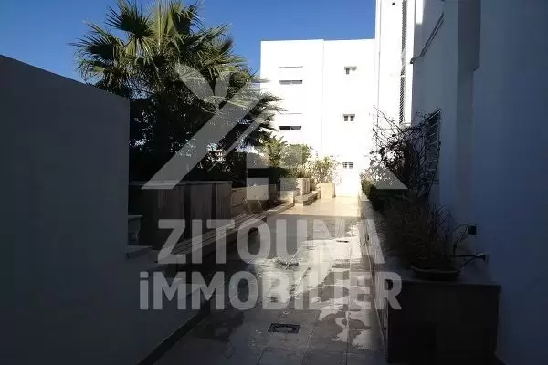 A louer bel appartement meublé