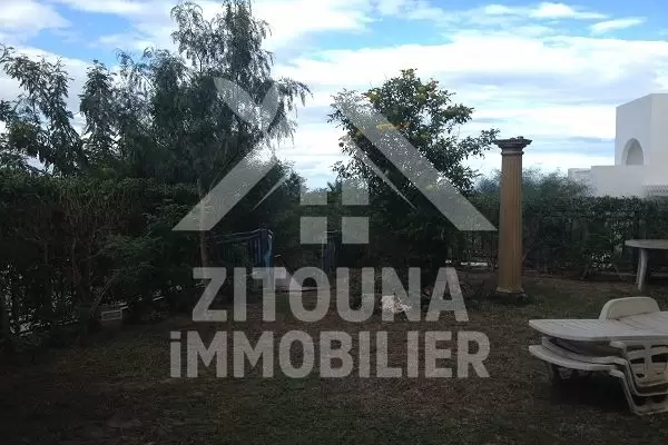 A louer une belle villa au Golden Tulip