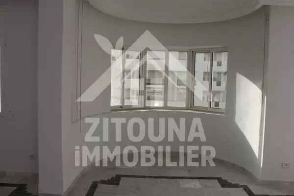 Appartement à louer à la cité Ennaser