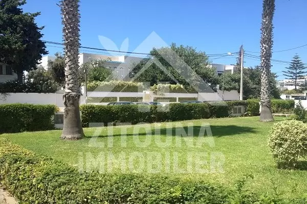 Un bel appartement à louer à La Marsa