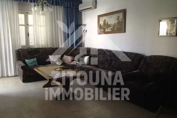 Un bel appartement à louer à La Marsa