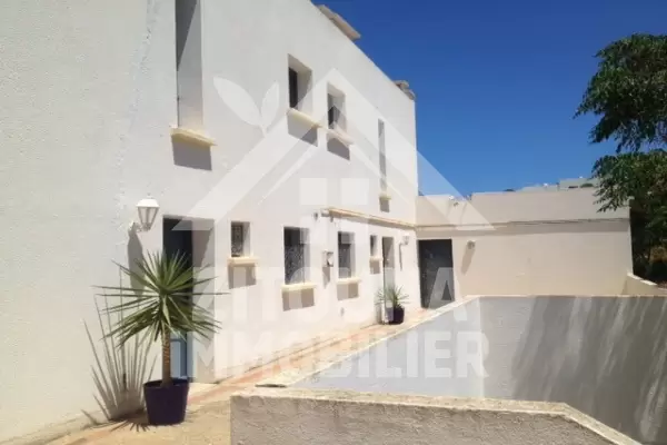 A louer bel appartement meublé